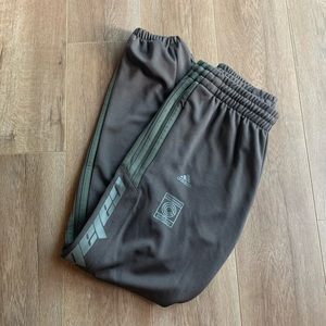 Adidas Yeezy Calabasas track pants S